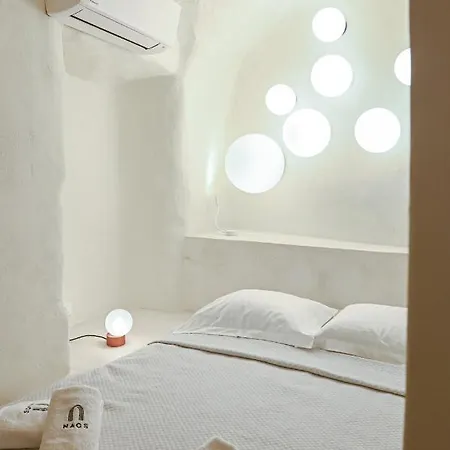 Naos Apartment