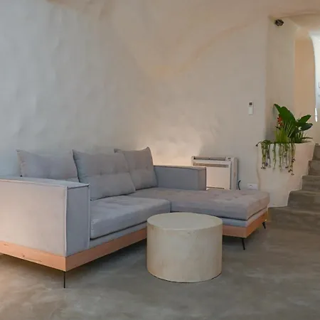 Naos Apartment Vothon